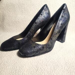 Nine West Denton Block Heel Pumps Navy/Silver Brocade Finish - Size 8